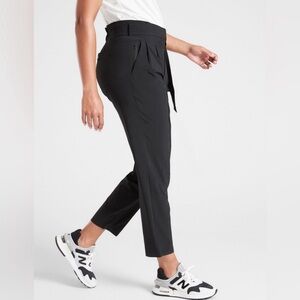 ATHLETA Skyline Pant Black‎ Paper Bag Waist Stretch Tie Waist Size 2